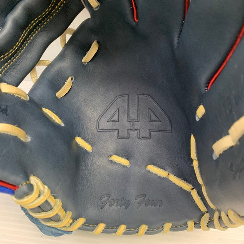 フォーティーフォー 硬式 大人 一般 右投げ 中古品 野球 5852