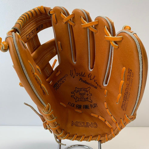 中古品 ミズノ MIZUNO ワールドウィンプロフェッショナル 赤カップマーク 硬式 内野手用グローブ 1AJGH98103 5148