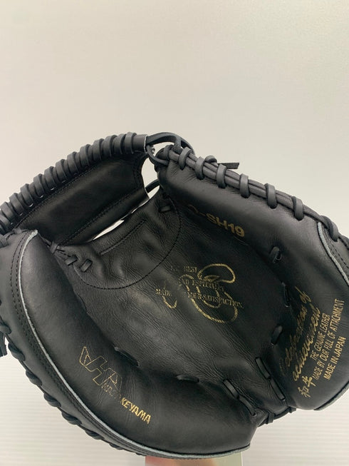 中古品 ハタケヤマ HATAKEYAMA 硬式 キャッチャーミット 限定甲斐選手1000試合出場記念モデル 3558