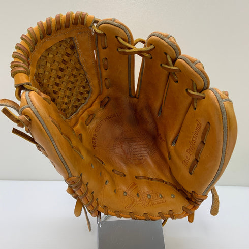 久保田スラッガー KUBOTA SLUGGER 硬式 大人 一般 内野手用 グローブ グラブ 右投げ オーダー 中古品 野球 8577