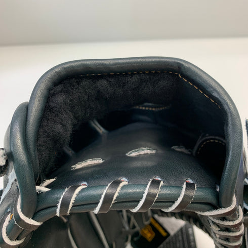 ゼット ZETT プロステイタス 硬式 大人 一般 投手用 グローブ ピッチャー グラブ 右投げ BPROG411 タグ付き 野球 7053