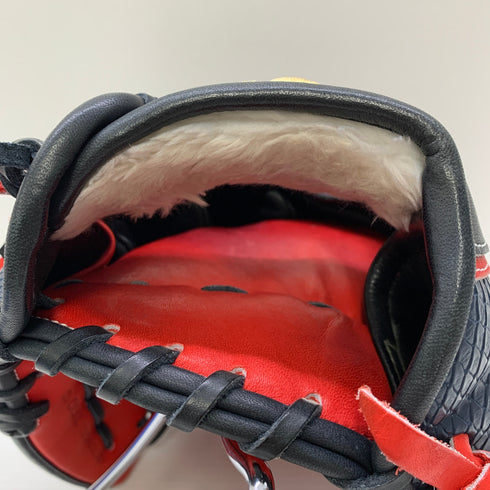 ウィルソン Wilson ワナビーヒーロー 軟式 大人 一般 内野手用 グローブ グラブ 右投げ RHV86H 中古品 野球 6063