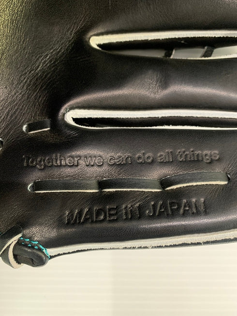 中古品 ワンオブジアンサー ONE OF THE ANSWER 硬式 投手用グローブ ONE18 刺繍有り 3672
