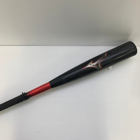 中古品 ミズノ MIZUNO ビヨンドマックスレガシー メタル 軟式 FRP製バット 1CJBR184 ケース付き 6804