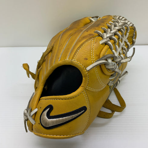 ナイキ NIKE EXCLUSIVE 軟式 大人 一般 外野手用 グローブ グラブ 右投げ 中古品 野球 9906