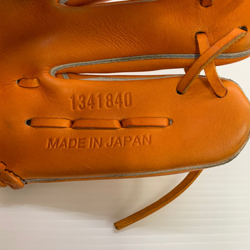 アンダーアーマー Under Armour UA 1341840 軟式 大人 一般 オールラウンド グローブ グラブ 右投げ 中古品 グローブ袋付き 野球 8433
