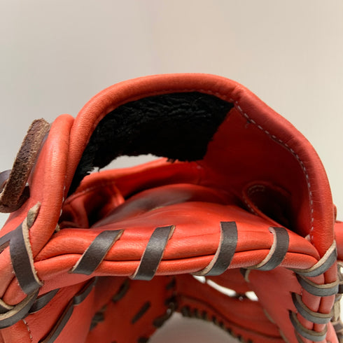 アンダーアーマー Under Armour UA 1313803 軟式 大人 一般 ファーストミット 一塁手 グローブ グラブ 右投げ 中古品 野球 1302