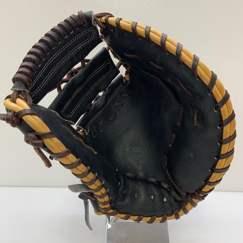 ウィルソン Wilson ワナビーヒーロー 軟式 大人 一般 ファーストミット 一塁手 グローブ グラブ 右投げ 中古品 野球 8999