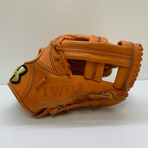 アンダーアーマー Under Armour UA 1341840 軟式 大人 一般 オールラウンド グローブ グラブ 右投げ 中古品 グローブ袋付き 野球 8433
