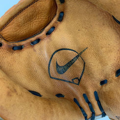 ナイキ NIKE 軟式キャッチャーミット 軟式 大人 一般 キャッチャーミット 捕手 グローブ グラブ 右投げ SDR CMF 中古品 野球 6262