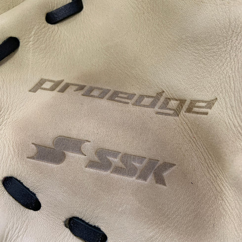 エスエスケイ SSK プロエッジ 硬式 大人 一般 内野手用 グローブ グラブ 右投げ PEK84424 タグ付き 野球 7849