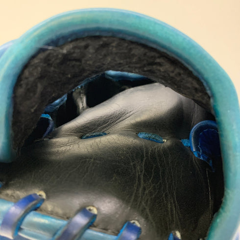 ナイキ NIKE 岩隈モデル 軟式 大人 一般 投手用 グローブ ピッチャー グラブ 右投げ 中古品 野球 6081