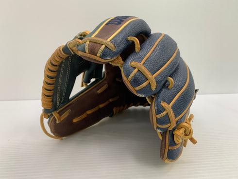 中古品 ウィルソン Wilson ワナビーヒーロー 軟式 内野手用グローブ RHW87H 3883