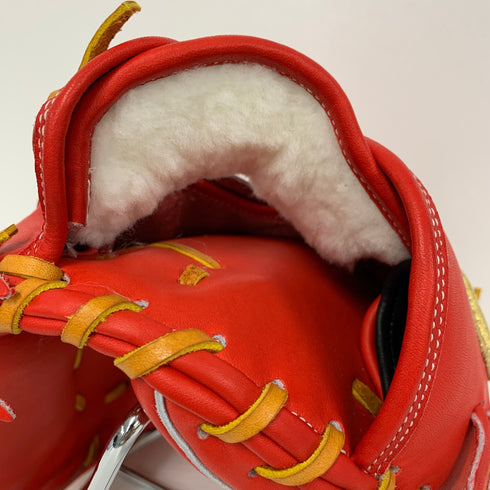 ウィルソン Wilson ウィルソンスタッフ 硬式 大人 一般 キャッチャーミット 捕手 グローブ グラブ 右投げ WBW101706 タグ付き グローブ袋付き 野球 6211