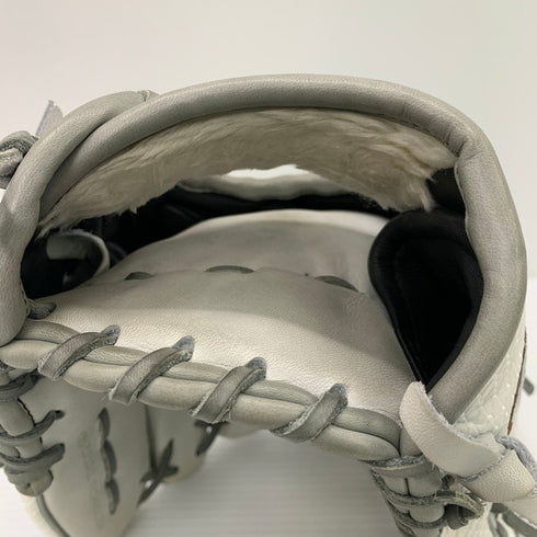 中古品 ウィルソン Wilson ワナビーヒーロー 軟式 内野手用グローブ コユニ RHK86H 4047