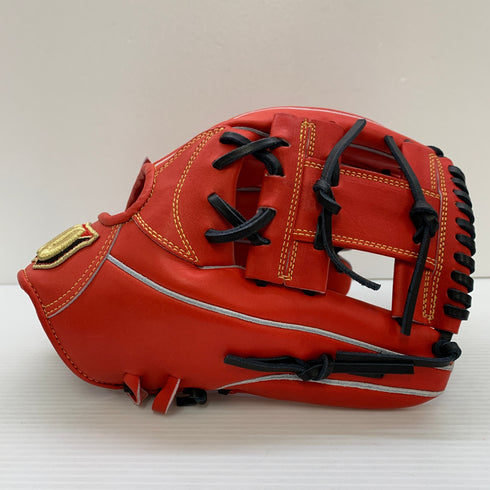 ウィルソン Wilson ウィルソンスタッフ 硬式 大人 一般 内野手用 グローブ グラブ 右投げ WBW101066 タグ付き 野球 8029