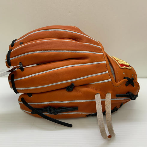 ウィルソン Wilson ウィルソンスタッフ Wilson Staff WBW102904 硬式 大人 一般 内野手用 グローブ グラブ 右投げ 中古品 野球 9551
