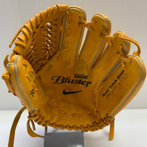 ナイキ NIKE DIAMOND EDGE Bluster 軟式 大人 一般 内野手用 グローブ グラブ 右投げ 中古品 野球 6886