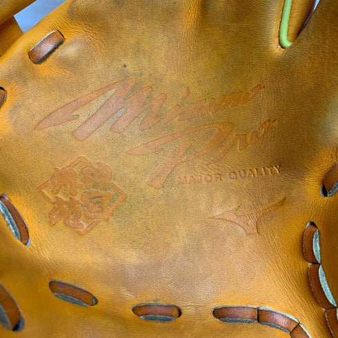 中古品 ミズノ MIZUNO ミズノプロ トレーニンググラブ 1AJGT59000 村上選手仕様 4620