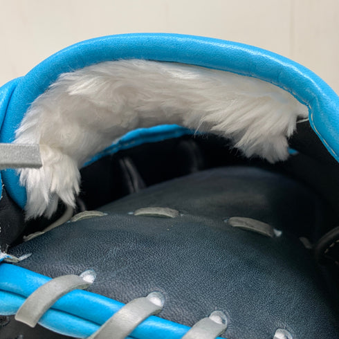 ウィルソン Wilson ワナビーヒーロー 軟式 大人 一般 内野手用 グローブ グラブ 右投げ WBW100650 タグ付き 野球 5869