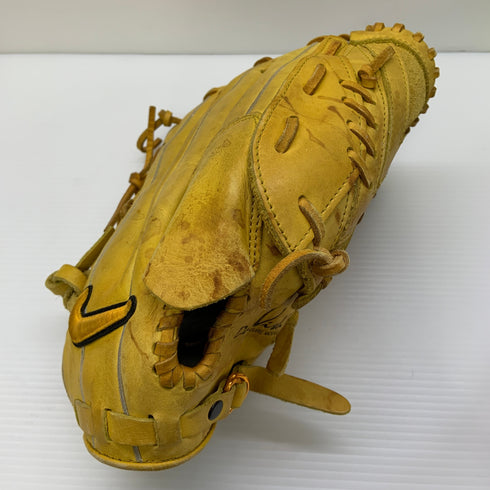 ナイキ NIKE シグネチャーモデル 軟式 大人 一般 投手用 グローブ ピッチャー グラブ 右投げ 中古品 野球 8801