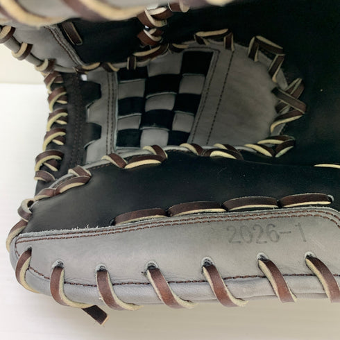 ツーウェイプレイヤー 硬式 大人 一般 ファーストミット 一塁手 グローブ グラブ 右投げ オーダー 中古品 箱付き 野球 8709