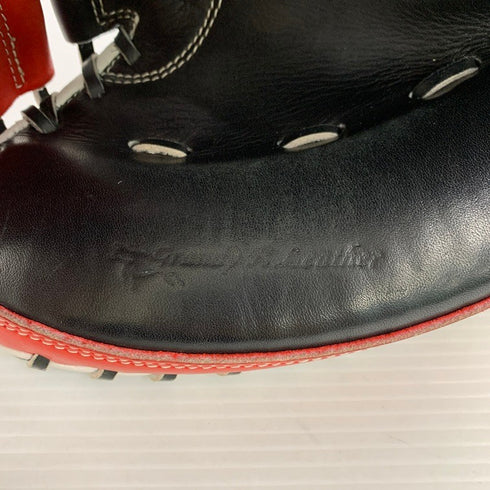 中古品 ミズノ MIZUNO グローバルエリート 軟式 キャッチャーミット 刺繍入り 4892
