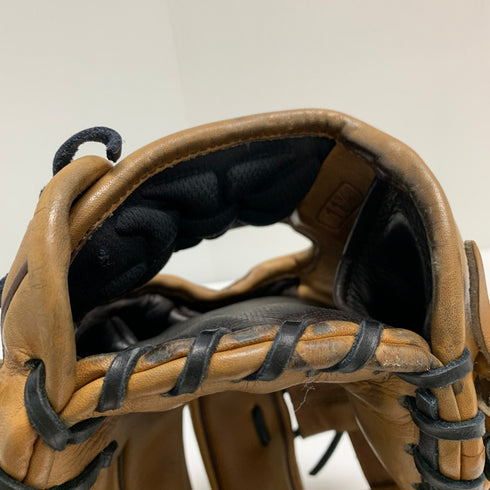 ウィルソン Wilson A2K 硬式 大人 一般 内野手用 グローブ グラブ 右投げ 中古品 野球 7373