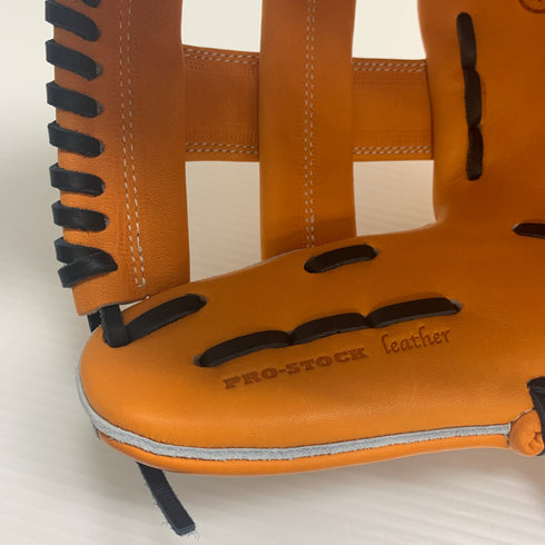 ウィルソン Wilson ウィルソンスタッフ ウィルソンベア 硬式 大人 一般 内野手用 グローブ グラブ 右投げ WBW102303 タグ付き 野球 7334