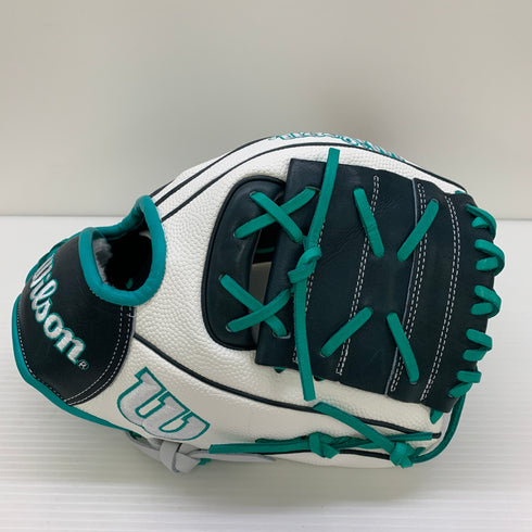 ウィルソン Wilson ワナビーヒーローデュアル 軟式 大人 一般 内野手用 グローブ グラブ 右投げ WBW101533 タグ付き 野球 5997