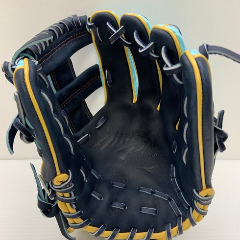 中古品 ミズノ MIZUNO ミズノプロ 2023セレクションモデル 軟式 内野手用グローブ 5699