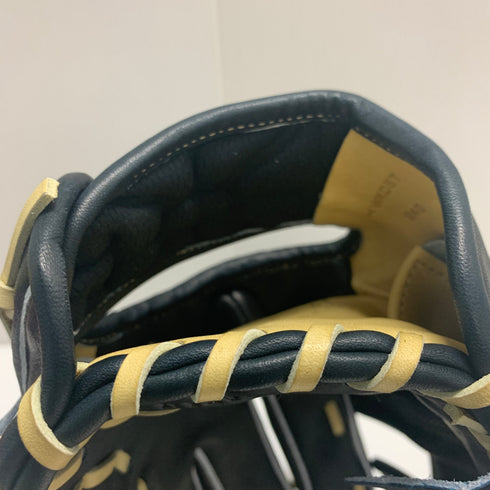 ウィルソン Wilson ウィルソンスタッフ ウィルソンベア 硬式 大人 一般 内野手用 グローブ グラブ 右投げ WBW102297 タグ付き グローブ袋付き 野球 7327