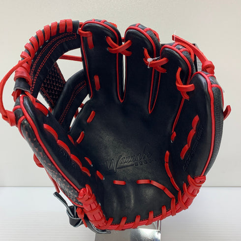 ウィルソン Wilson ワナビーヒーロー 軟式 大人 一般 内野手用 グローブ グラブ 右投げ WTARHU86H タグ付き 野球 7431