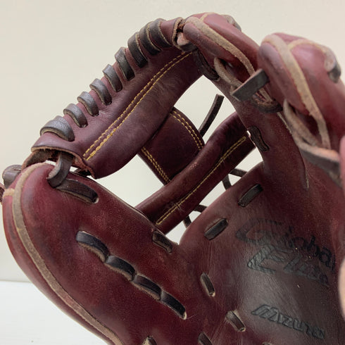 ミズノ MIZUNO グローバルエリート 軟式 大人 一般 内野手用 グローブ グラブ 右投げ 中古品 野球 6616