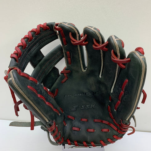 エスエスケイ SSK プロエッジ proedge PEK84423F 硬式 大人 一般 内野手用 グローブ グラブ 右投げ 中古品 野球 1083
