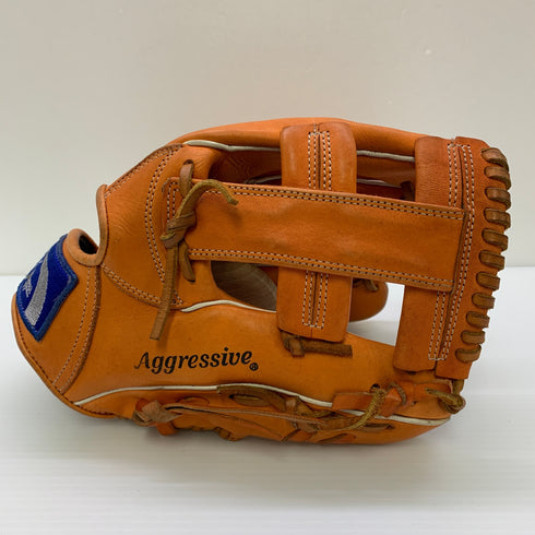久保田スラッガー KUBOTA SLUGGER KSG-205 軟式 大人 一般 内野手用 グローブ グラブ 右投げ 中古品 野球 8716