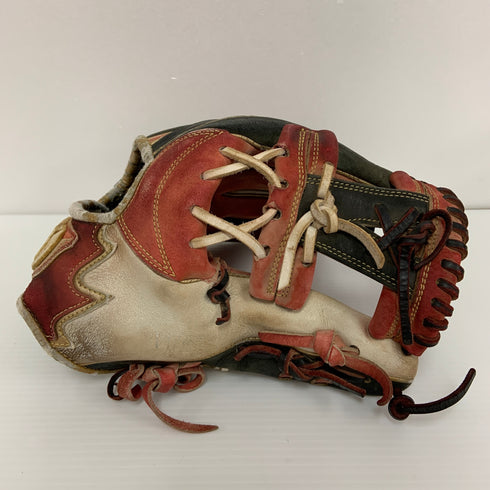 ウィルソン Wilson 軟式 大人 一般 内野手用 グローブ グラブ 右投げ 中古品 野球 1421