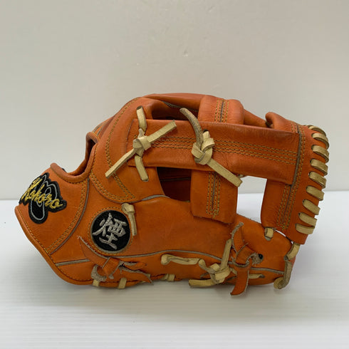 心グラブ kokoro 軟式 大人 一般 内野手用 グローブ グラブ 右投げ 中古品 野球 8965