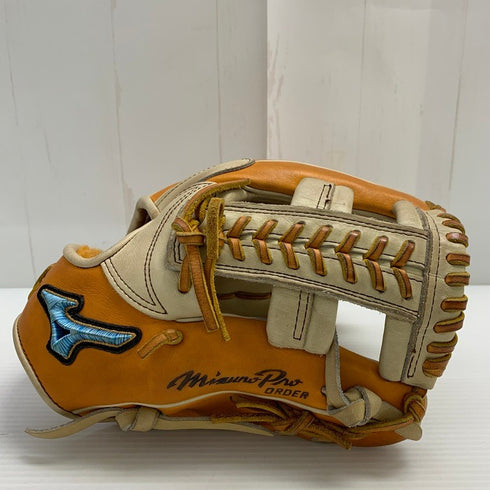 中古品 ミズノ MIZUNO ミズノプロ 軟式 内野手用オーダーグローブ 白 5821
