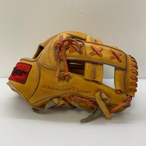 ミツワタイガー 美津和タイガー 硬式 大人 一般 内野手用 グローブ グラブ 右投げ 中古品 野球 8508