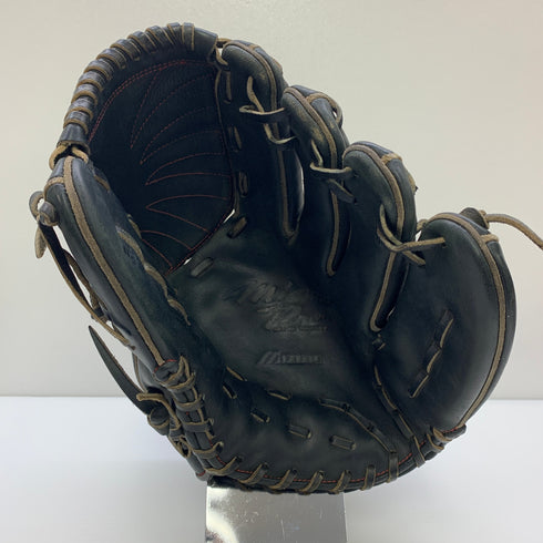 ミズノ MIZUNO ミズノプロ 硬式 大人 一般 投手用 グローブ ピッチャー グラブ 右投げ 2GW18002 中古品 野球 8261