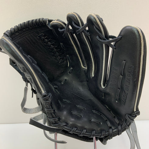 アンダーアーマー Under Armour UA QBB0077 硬式 大人 一般 投手用 グローブ ピッチャー グラブ 右投げ 中古品 野球 8772
