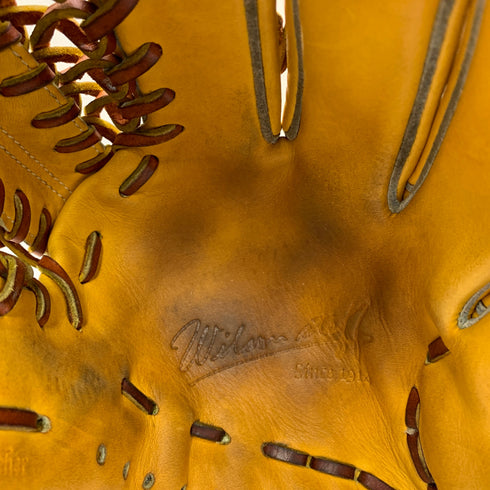 ウィルソン Wilson ウィルソンスタッフ 硬式 大人 一般 内野手用 グローブ グラブ 右投げ HWMWKTL 中古品 グローブ袋付き 野球 8272