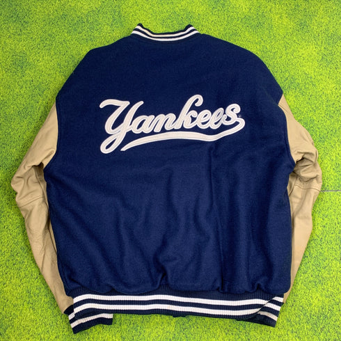 ナイキ NIKE ニューヨークヤンキース NEW YORK YANKEES コラボ 本革スタジャン レザー Lサイズ H-4460