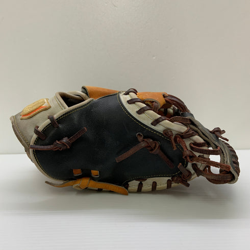 ウィルソン Wilson ワナビーヒーロー RHT2BZ 軟式 大人 一般 キャッチャーミット 捕手 グローブ グラブ 右投げ 中古品 野球 8843