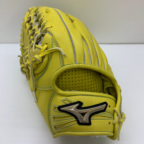 ミズノ MIZUNO グローバルエリート Global Elite 1AJGR19307 軟式 大人 一般 外野手用 グローブ グラブ 左投げ 中古品 野球 9637