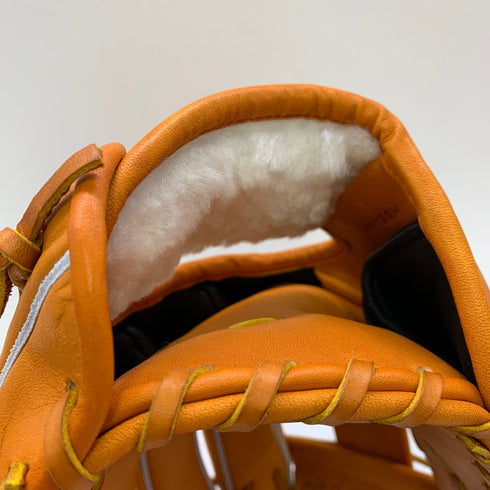 ウィルソン Wilson ウィルソンスタッフ Wilson Staff WBW104536 硬式 大人 一般 内野手用 グローブ グラブ 右投げ タグ付き 野球 8880