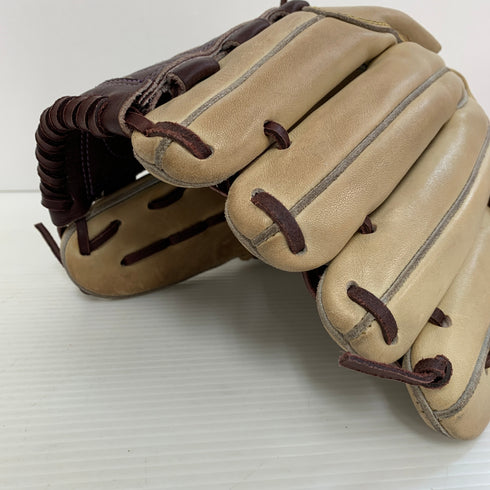 心グラブ 硬式 大人 一般 投手用 グローブ ピッチャー グラブ 右投げ 中古品 野球 7954