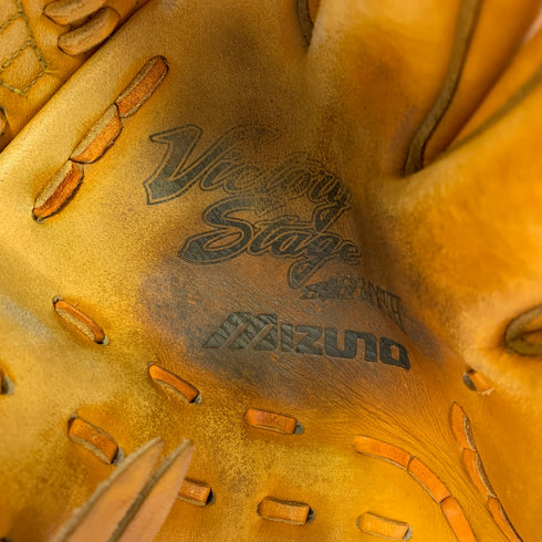 ミズノ MIZUNO 2GW13011 硬式 大人 一般 投手用 グローブ ピッチャー グラブ 右投げ 中古品 野球 9882