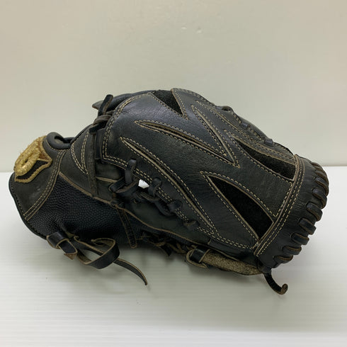 ウィルソン Wilson ウィルソンスタッフ Wilson Staff 硬式 大人 一般 投手用 グローブ ピッチャー グラブ 右投げ 中古品 野球 1092